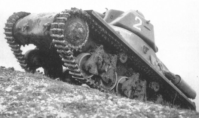 hotchkiss-tank-h39-1er-rc-min