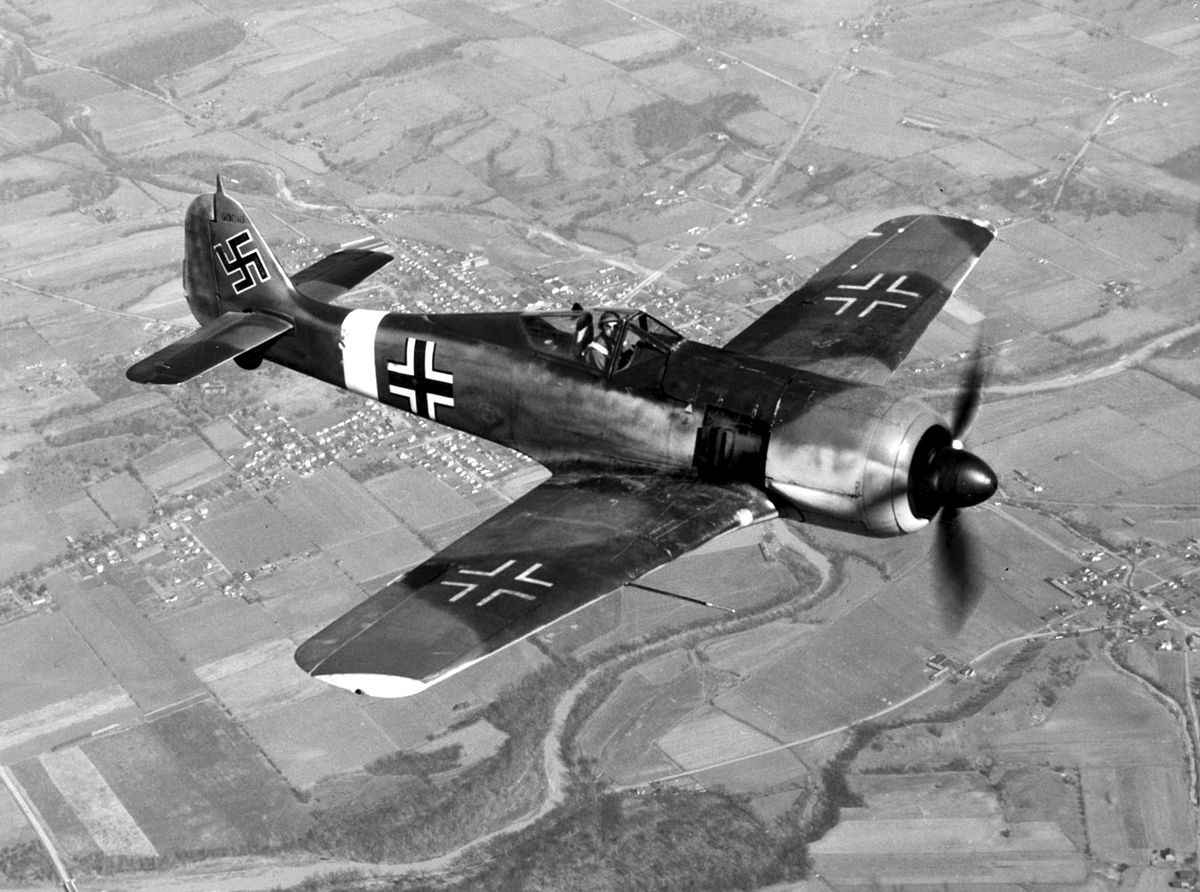 1200px-Focke-Wulf_Fw_190_050602-F-1234P-005