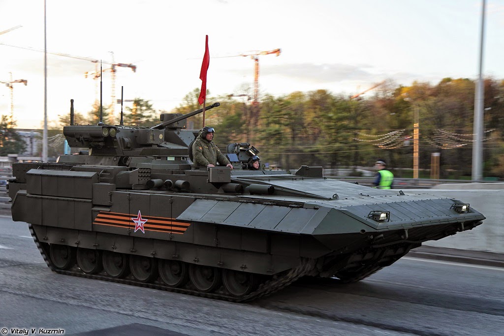 2015-05-09_Armata-02_T15_Vitaly Kuzmin_4mayrehearsal_02